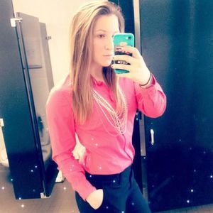 Meet your Posher, Alyssa